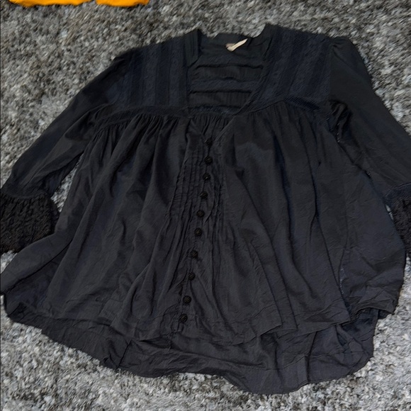 Free People Tops - Free People Black Ruffled 3/4 Sleeve Blouse